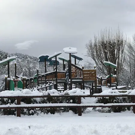 A La Montagne Apartamento *